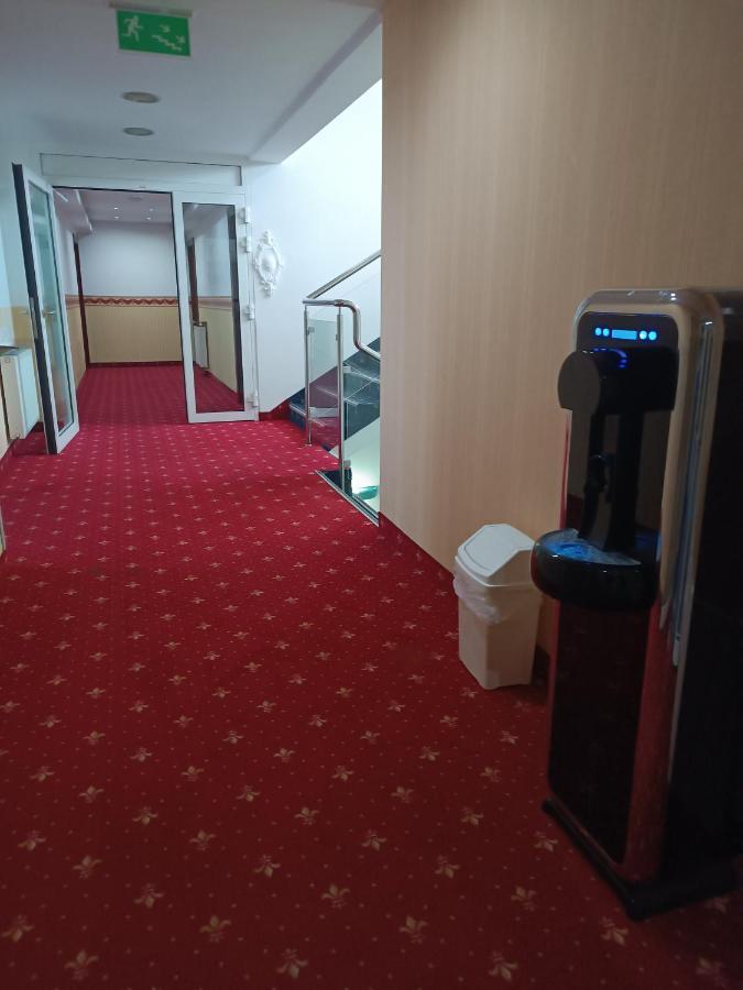 Amigo Hotel Sulejówek Kültér fotó