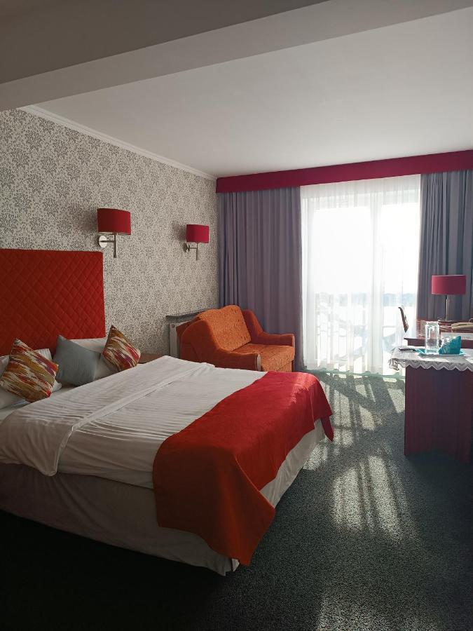 Amigo Hotel Sulejówek Kültér fotó