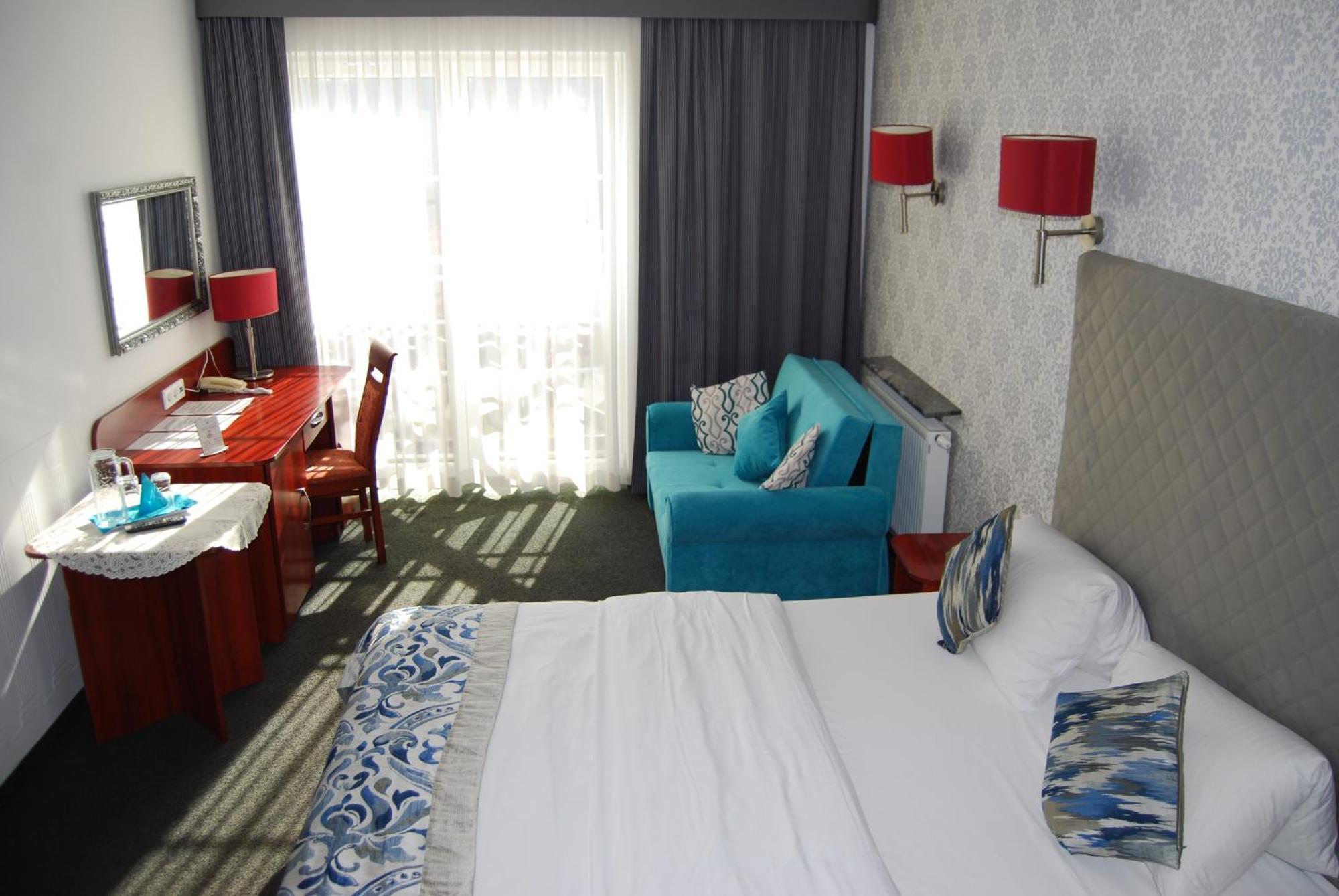Amigo Hotel Sulejówek Kültér fotó