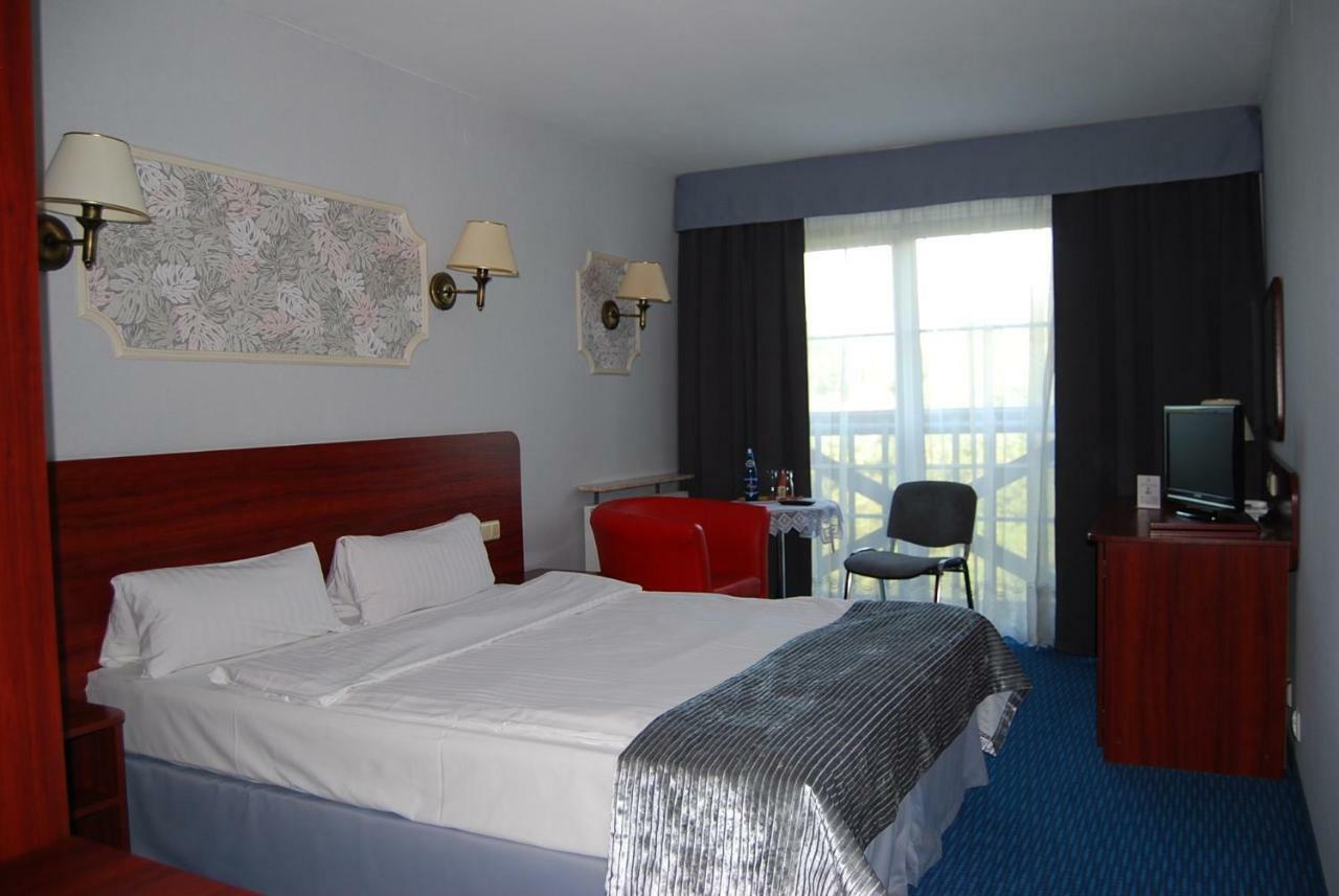 Amigo Hotel Sulejówek Kültér fotó