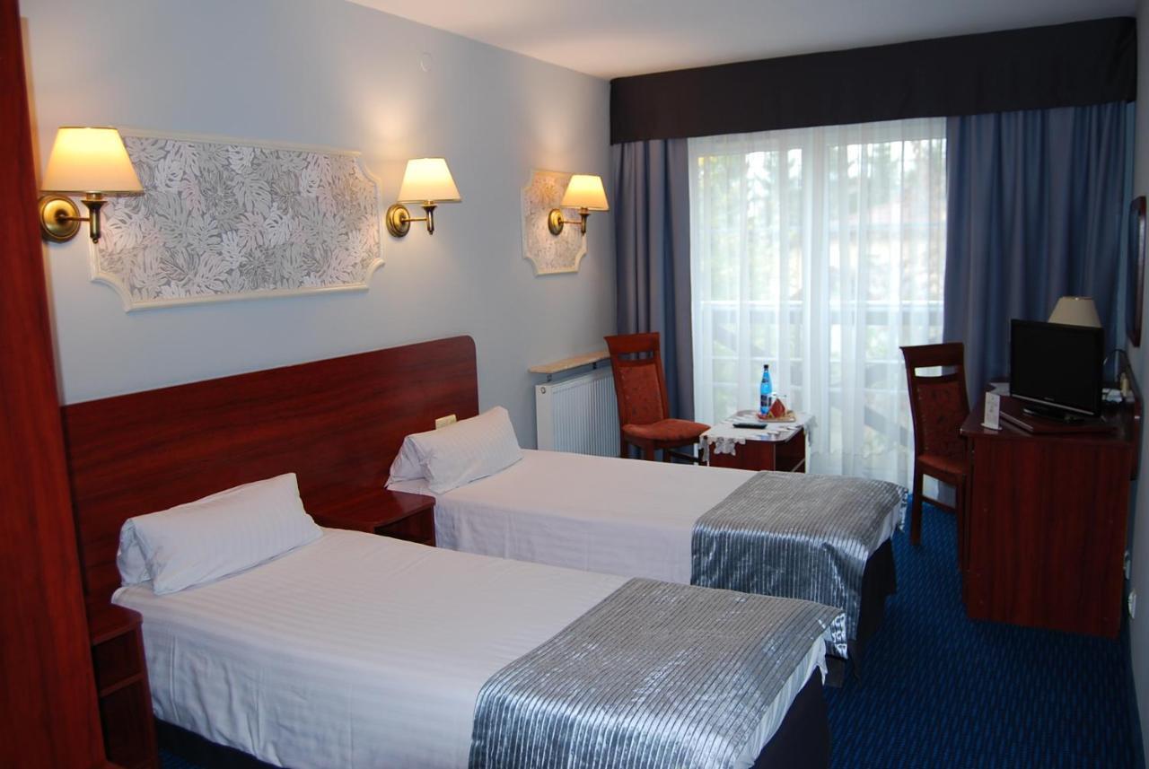 Amigo Hotel Sulejówek Kültér fotó